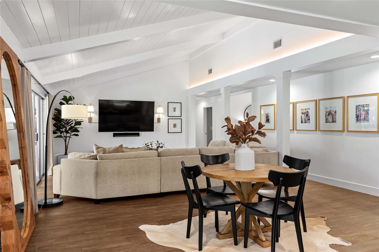 Image 10 of 57 For 128 Variety Tree Circle