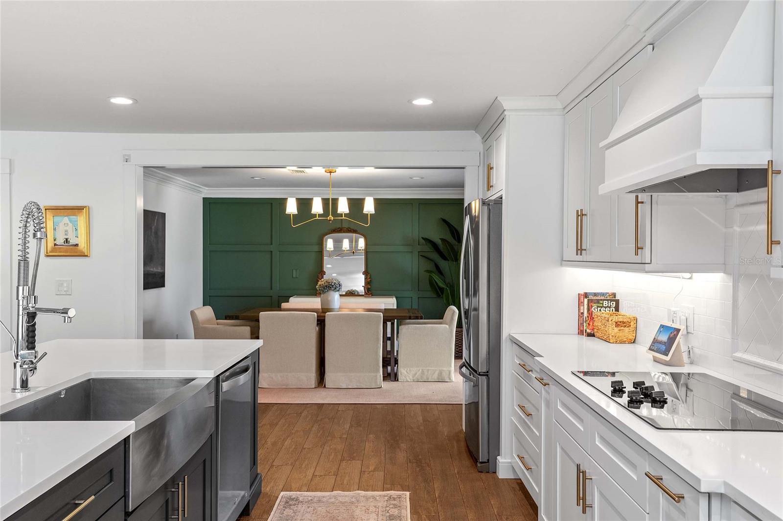 Image 15 of 57 For 128 Variety Tree Circle