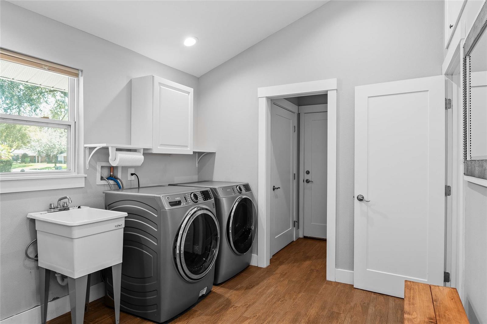 Image 34 of 57 For 128 Variety Tree Circle