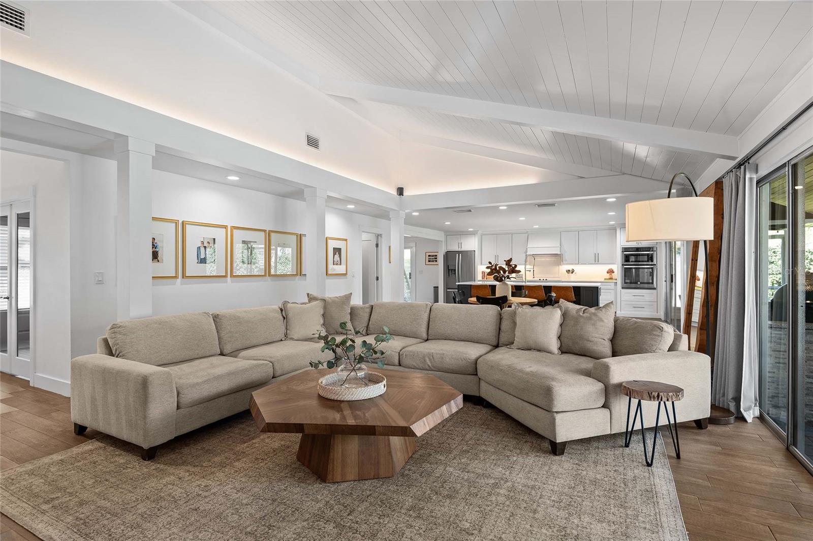 Image 6 of 57 For 128 Variety Tree Circle