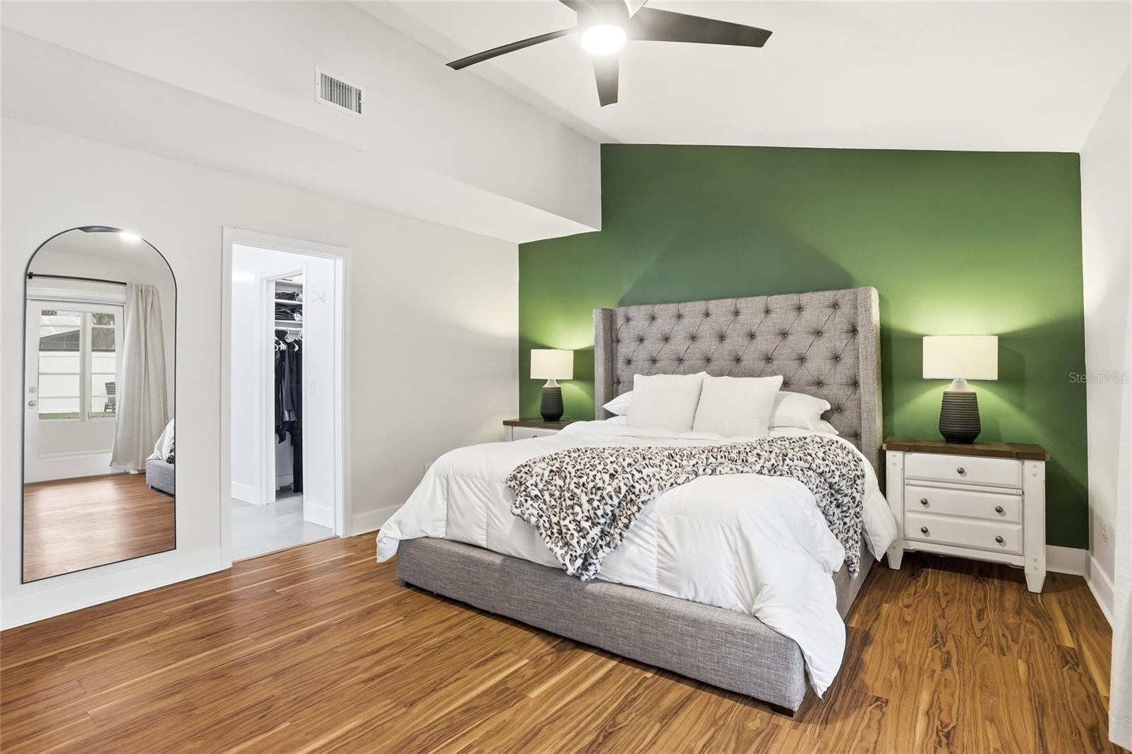 Image 23 of 44 For 2462 Markingham Road