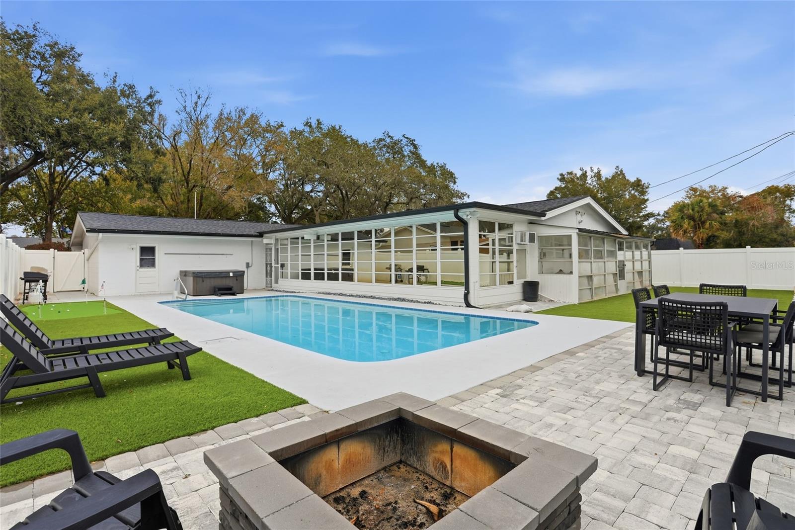 Image 3 of 44 For 2462 Markingham Road