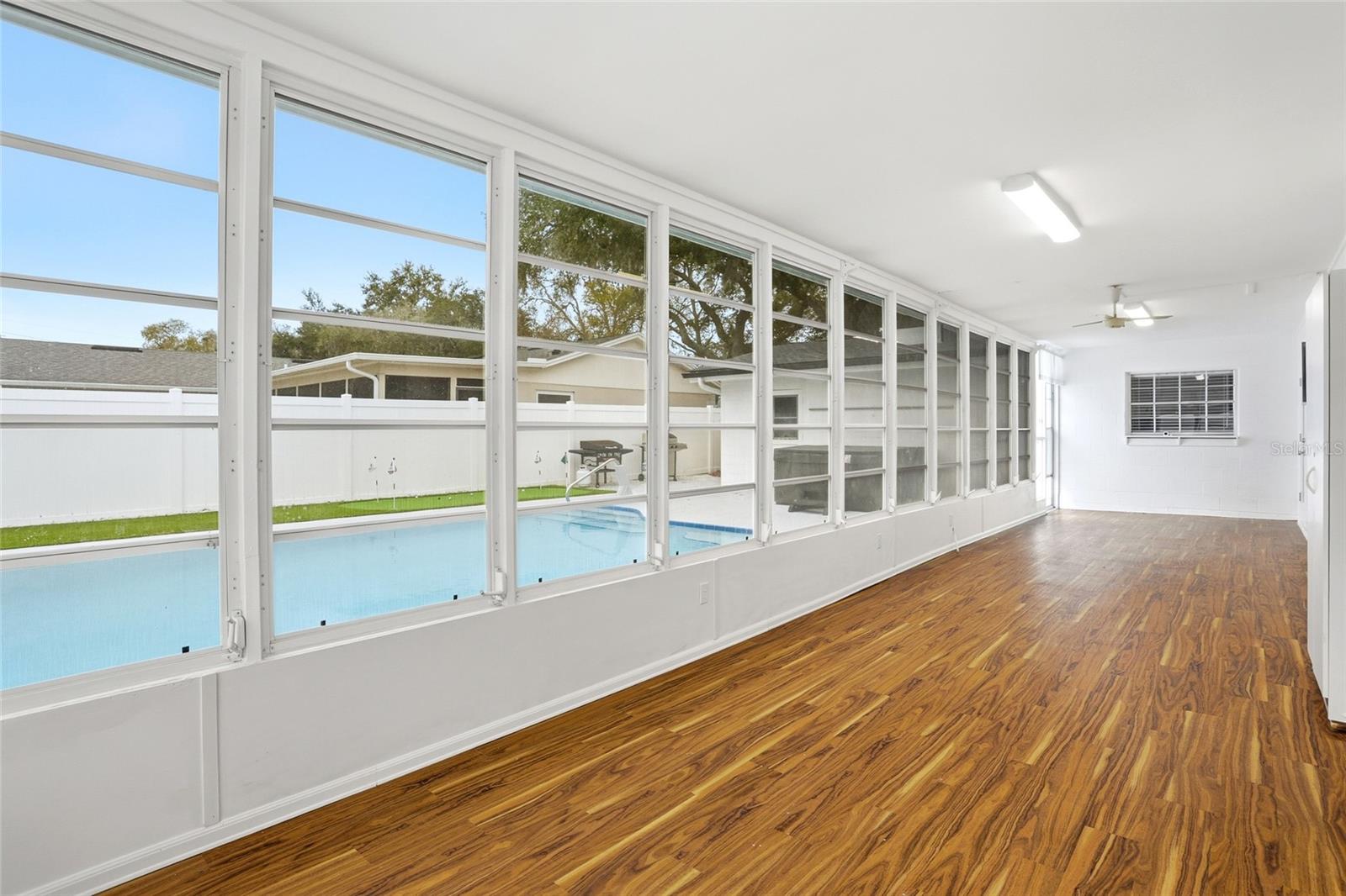 Image 33 of 44 For 2462 Markingham Road