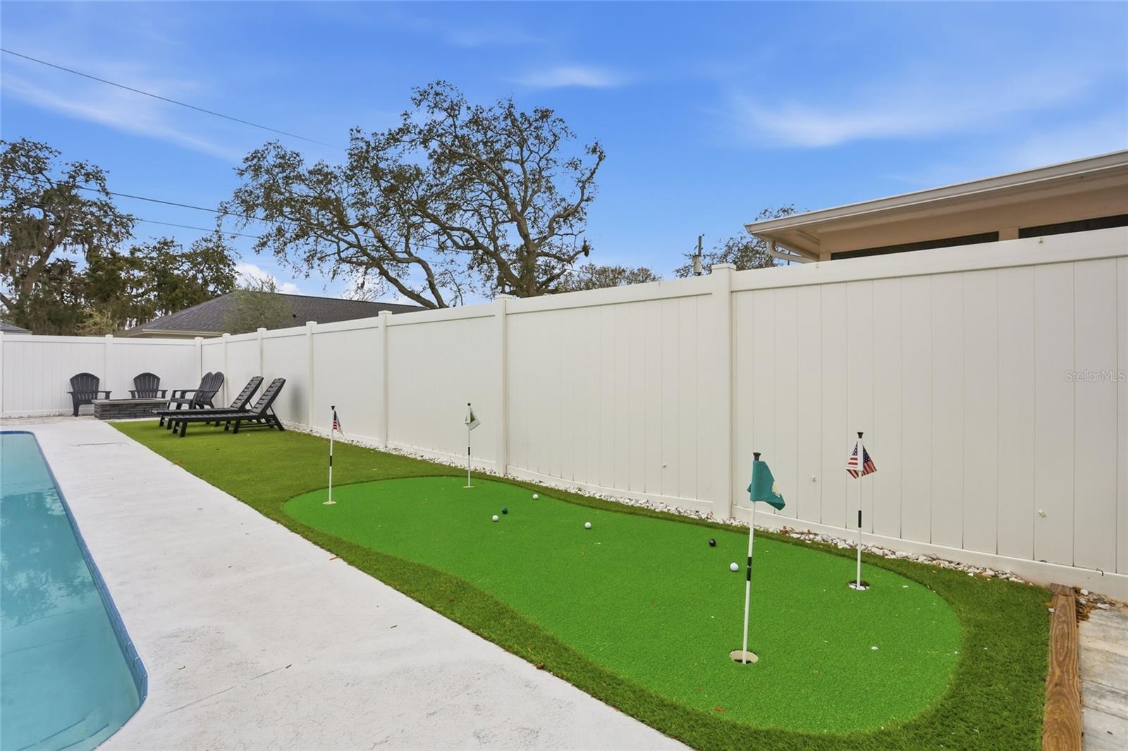 Image 5 of 44 For 2462 Markingham Road