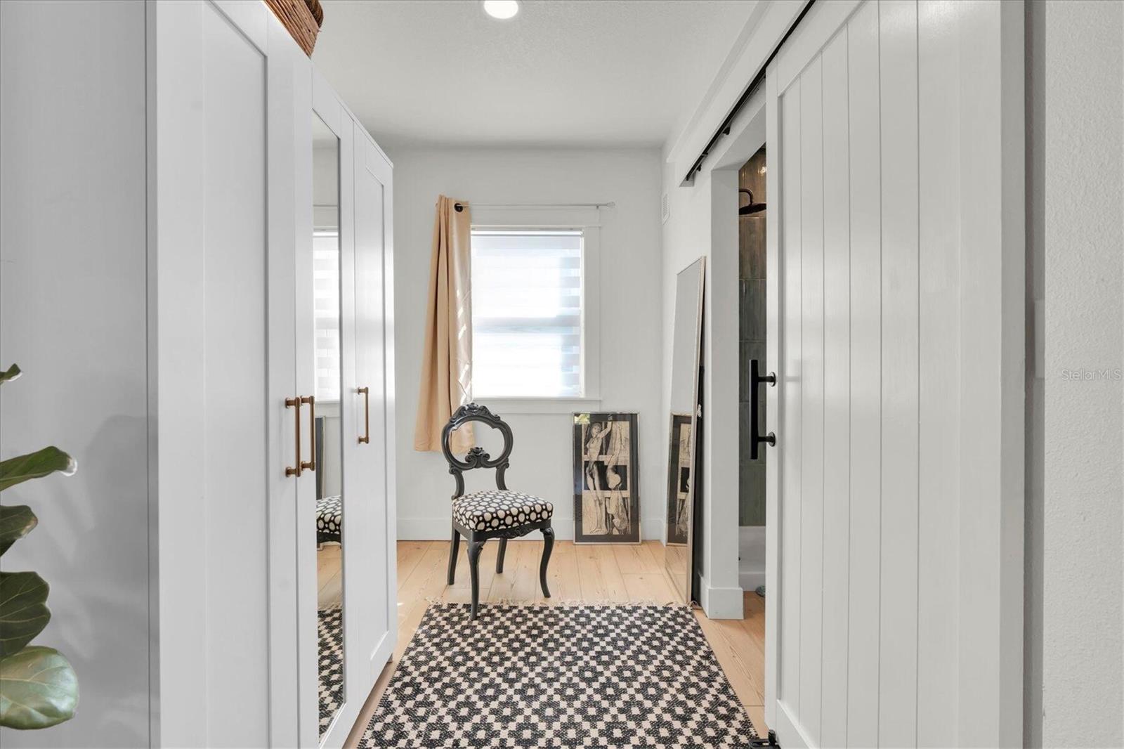 Image 25 of 43 For 104 22nd Avenue S