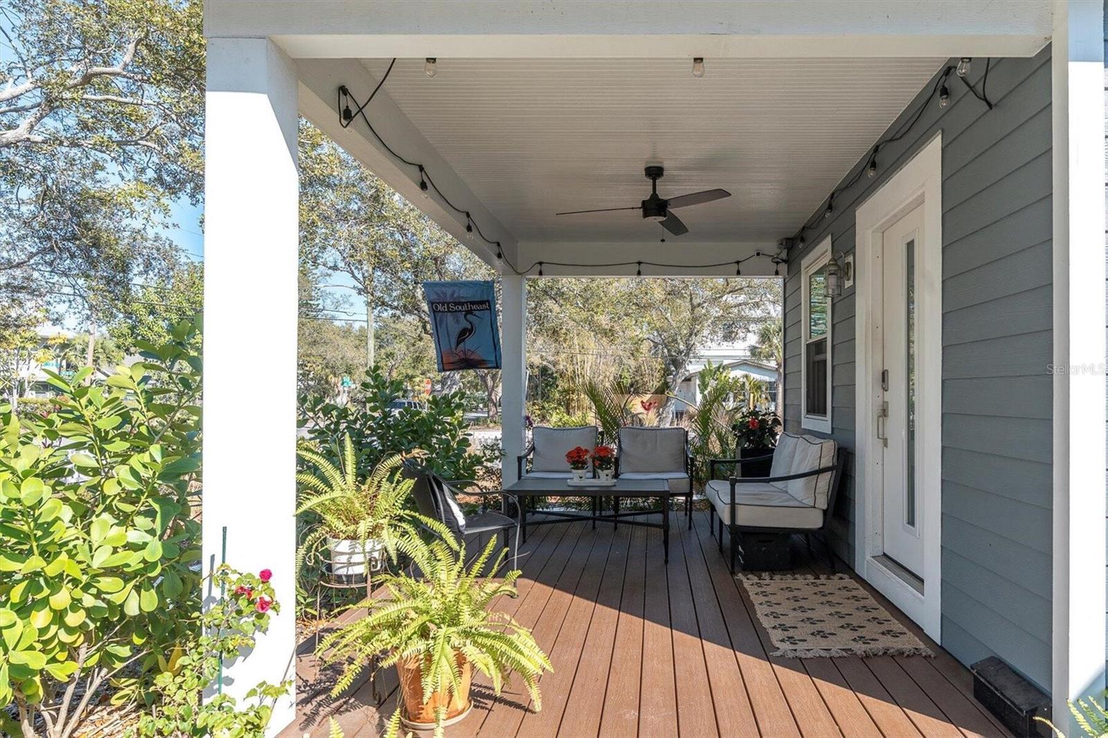 Image 3 of 43 For 104 22nd Avenue S