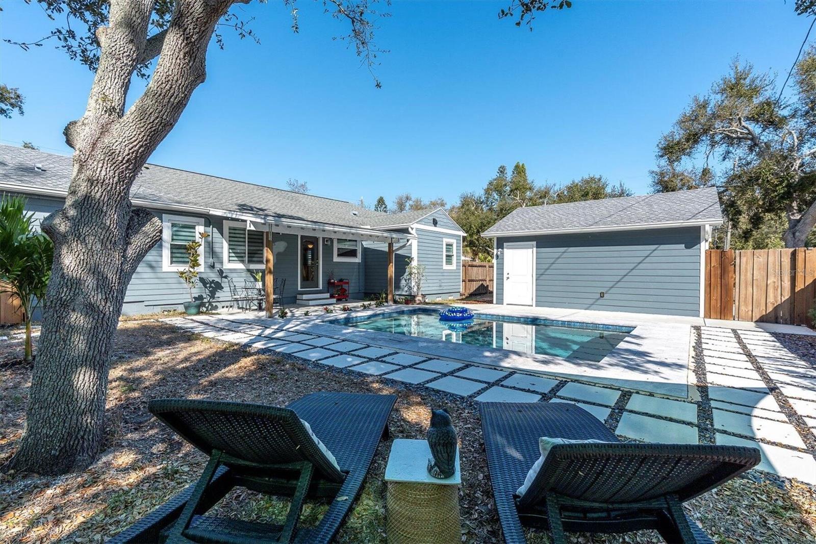 Image 34 of 43 For 104 22nd Avenue S