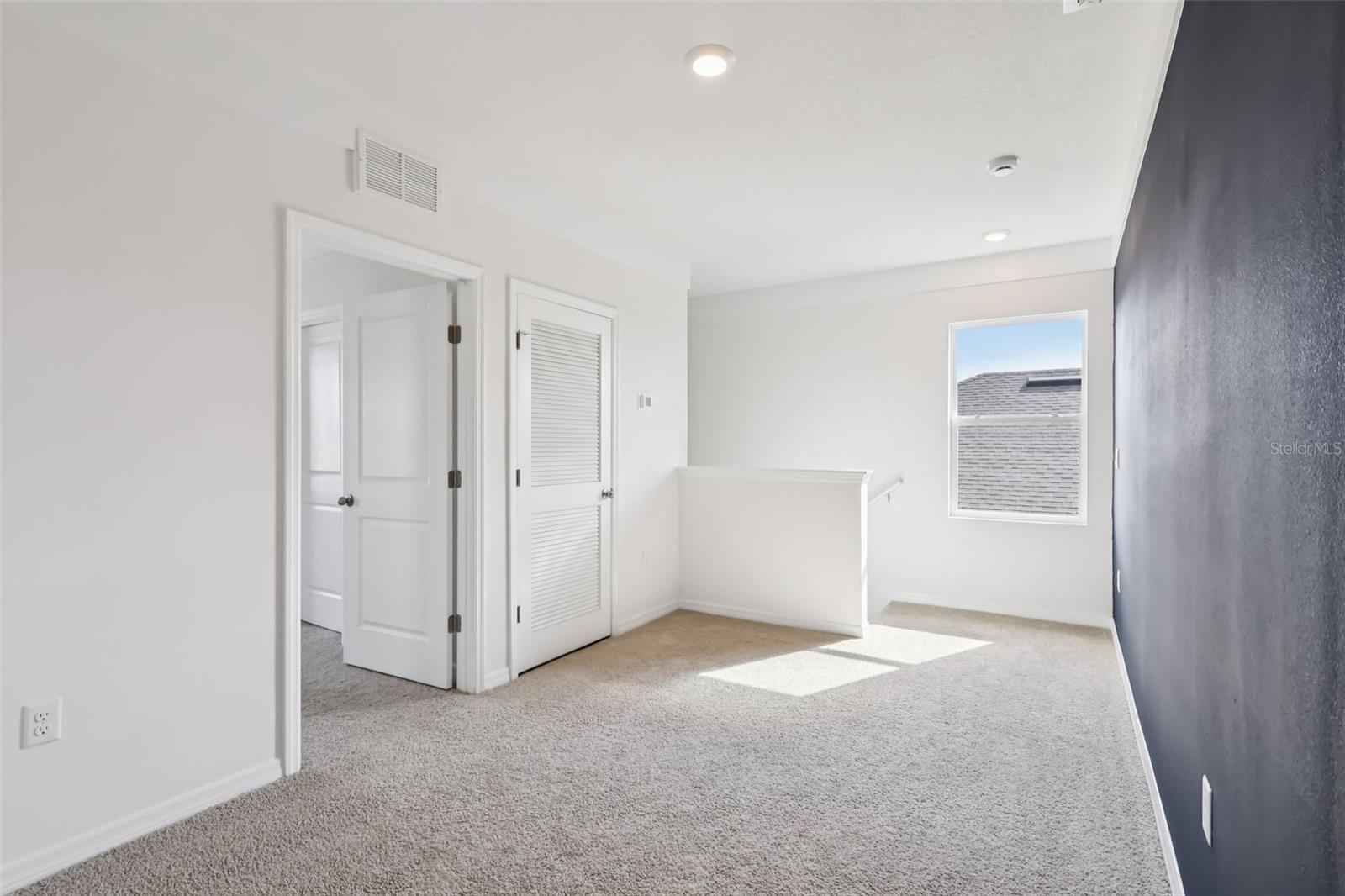 Image 19 of 33 For 4069 Giorgio Drive