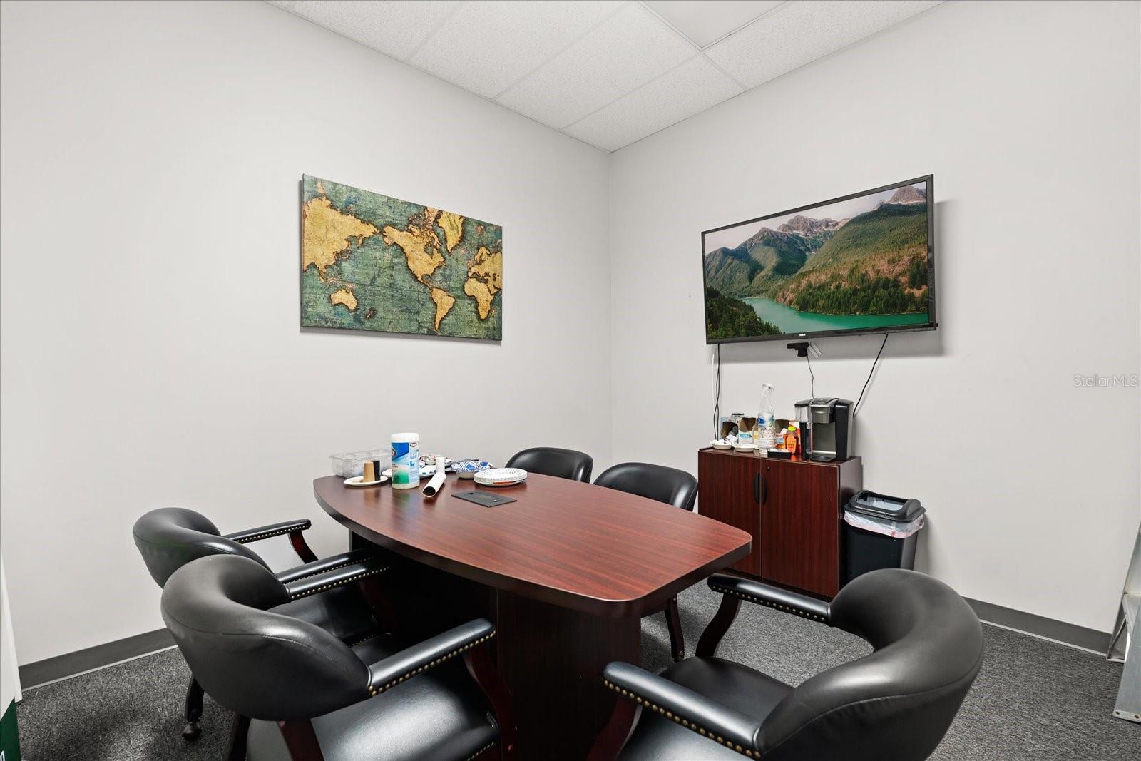 Image 10 of 24 For 1507 Park Center Drive B & C