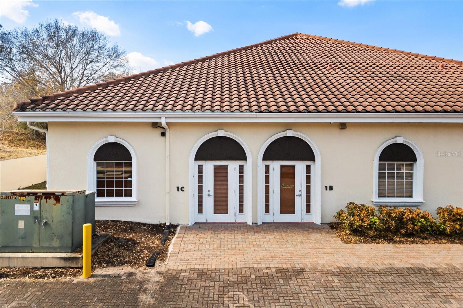 Image 20 of 24 For 1507 Park Center Drive B & C