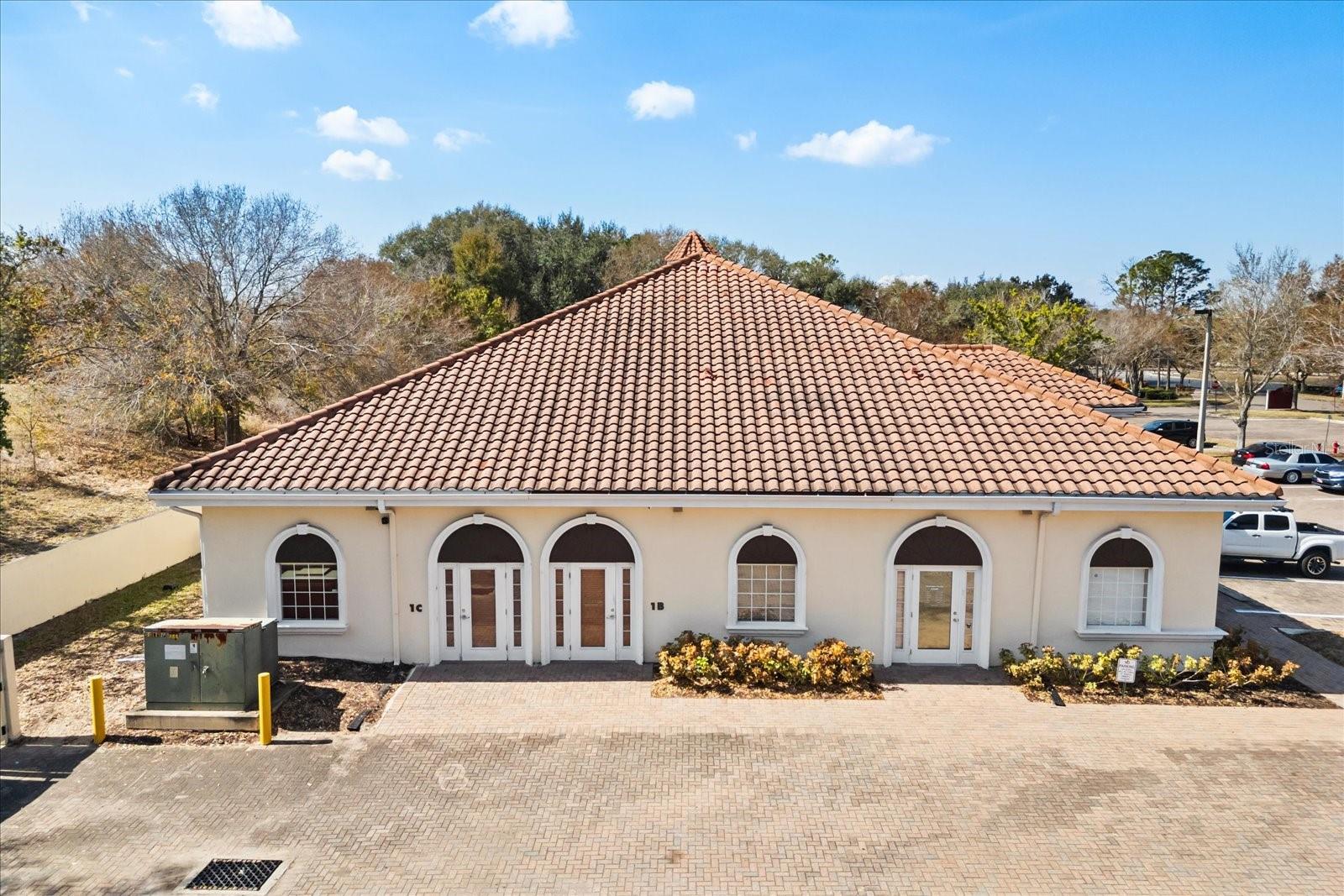 Image 22 of 24 For 1507 Park Center Drive B & C