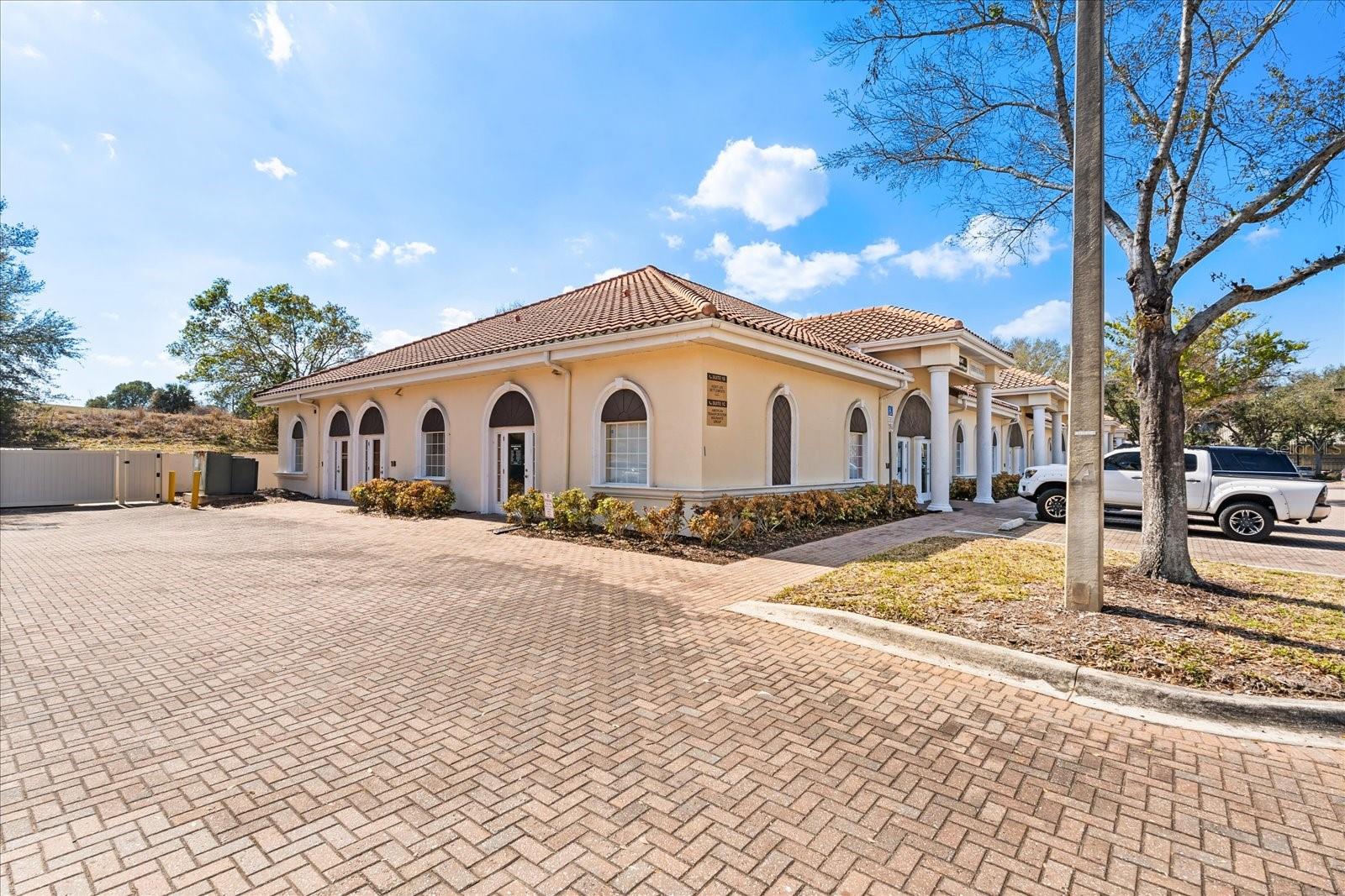 Image 23 of 24 For 1507 Park Center Drive B & C