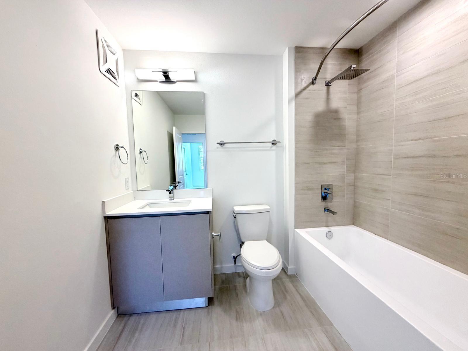 Image 11 of 14 For 5587 Millenia Park Boulevard 514