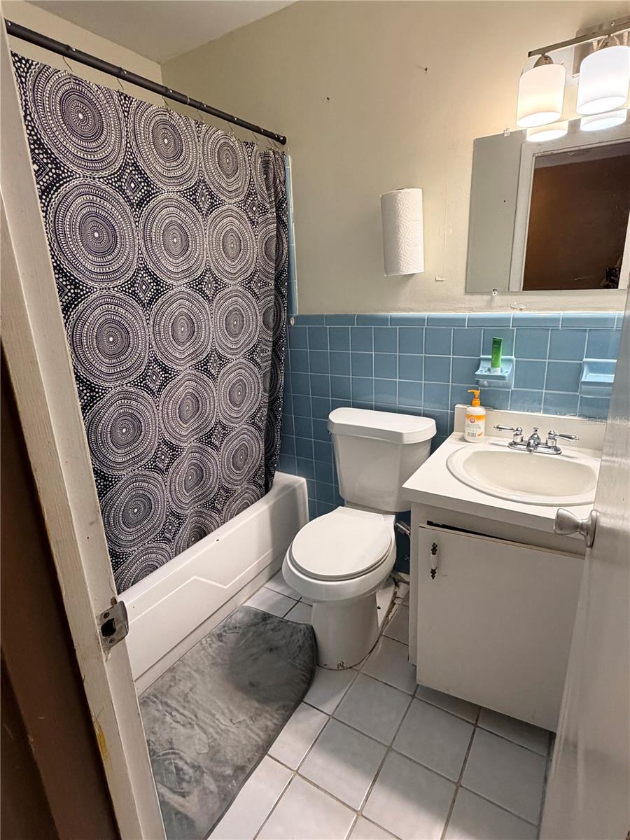 Image 9 of 15 For 3802 Esther Street