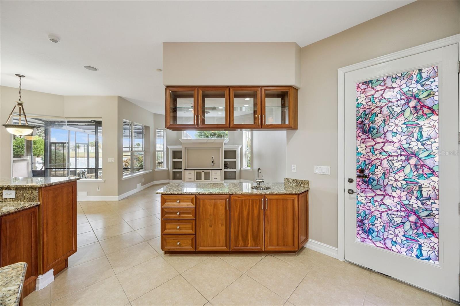 Image 11 of 67 For 913 Grande Haven Drive