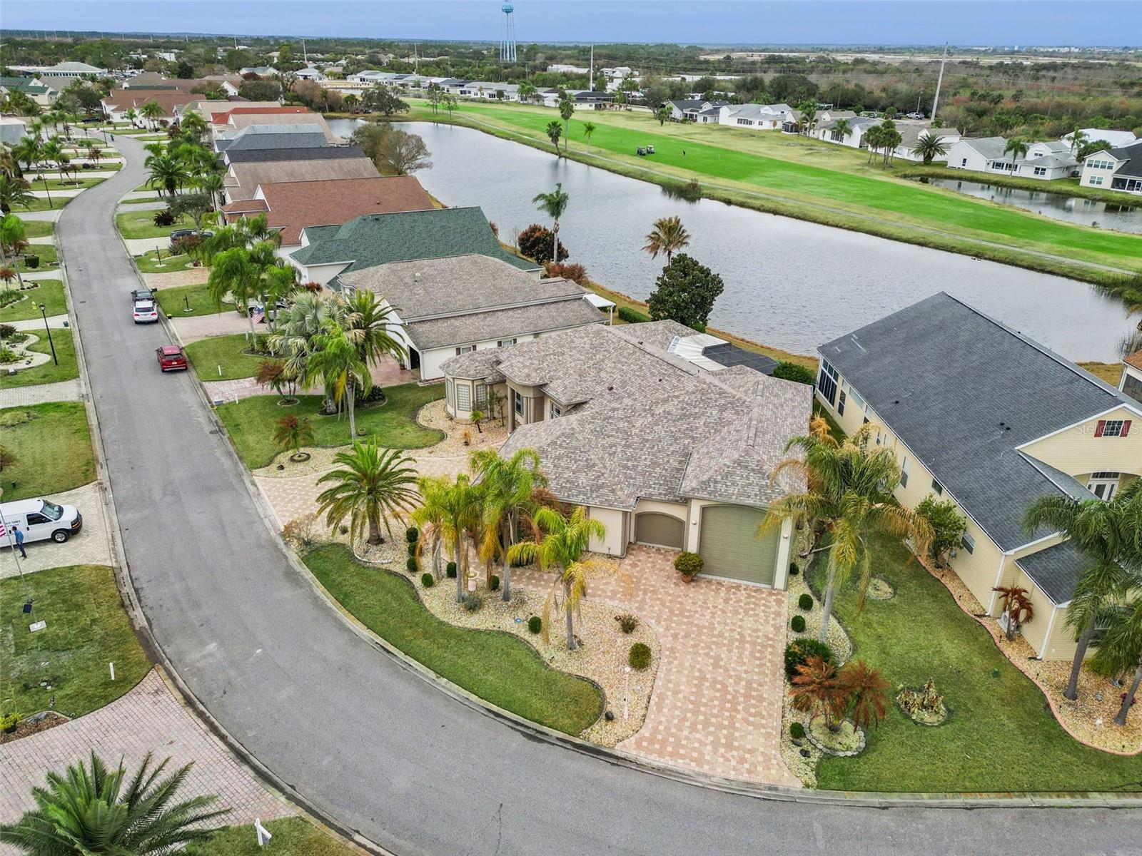 Image 49 of 67 For 913 Grande Haven Drive