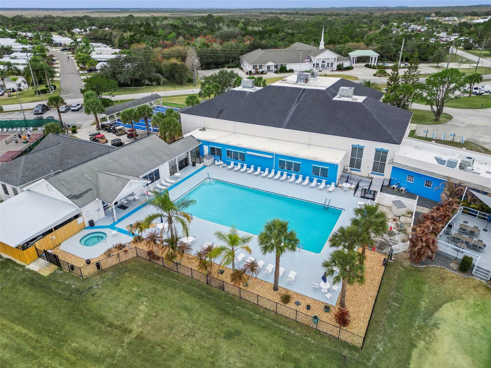 Image 59 of 67 For 913 Grande Haven Drive