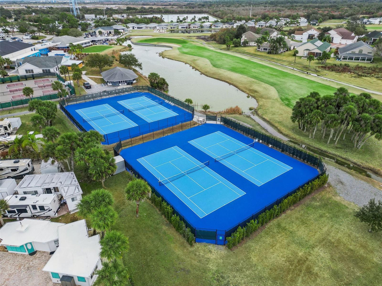 Image 62 of 67 For 913 Grande Haven Drive