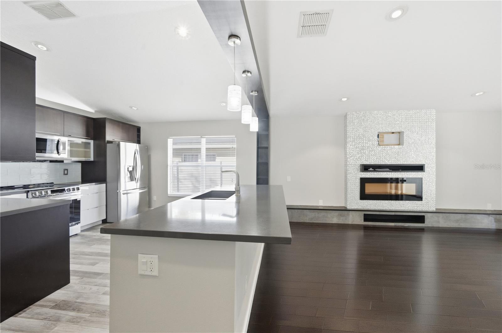 Image 10 of 37 For 1203 Snug Harbor Drive