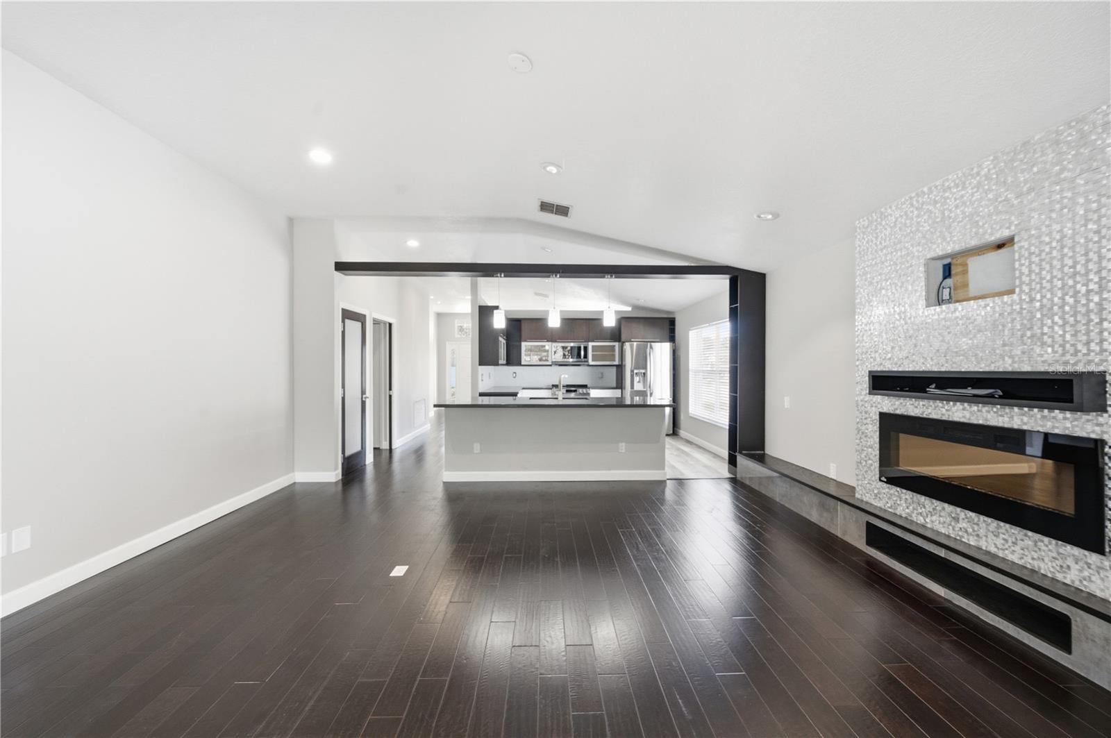 Image 12 of 37 For 1203 Snug Harbor Drive