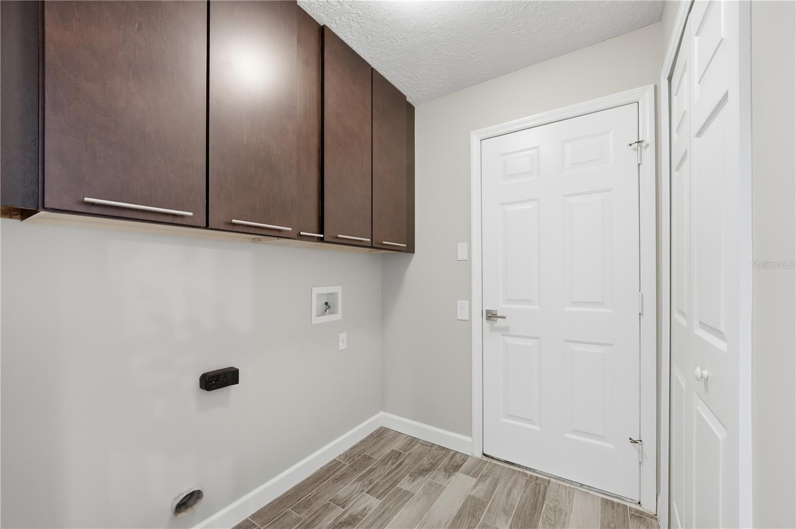 Image 24 of 37 For 1203 Snug Harbor Drive