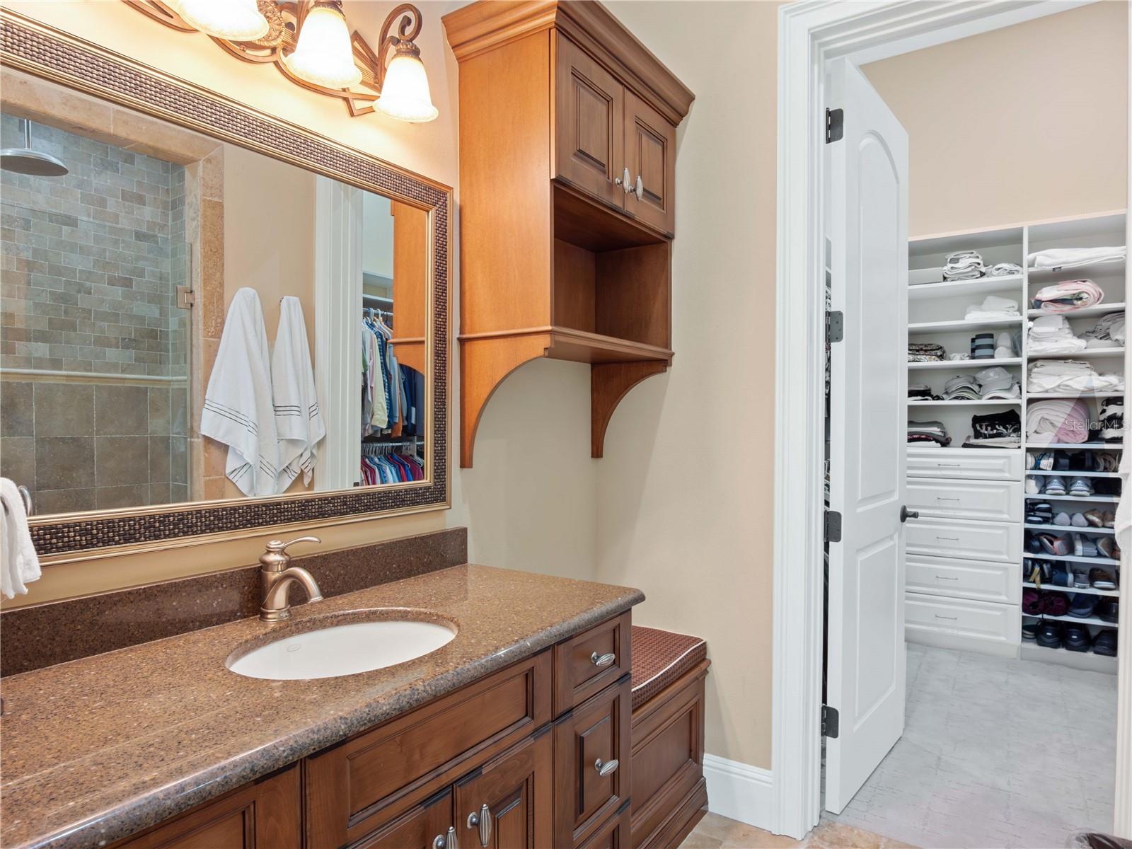 Image 18 of 43 For 9825 Covent Garden Drive