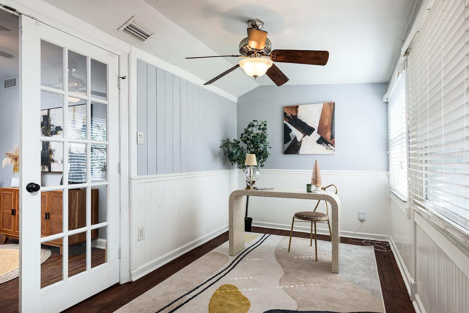 Image 21 of 30 For 220 Grant Street