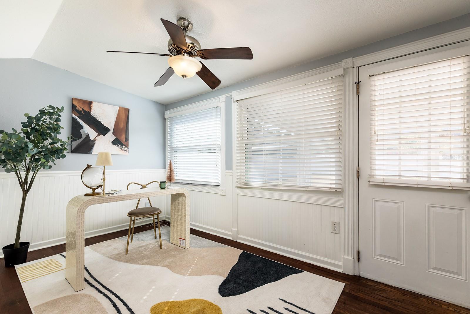 Image 22 of 30 For 220 Grant Street