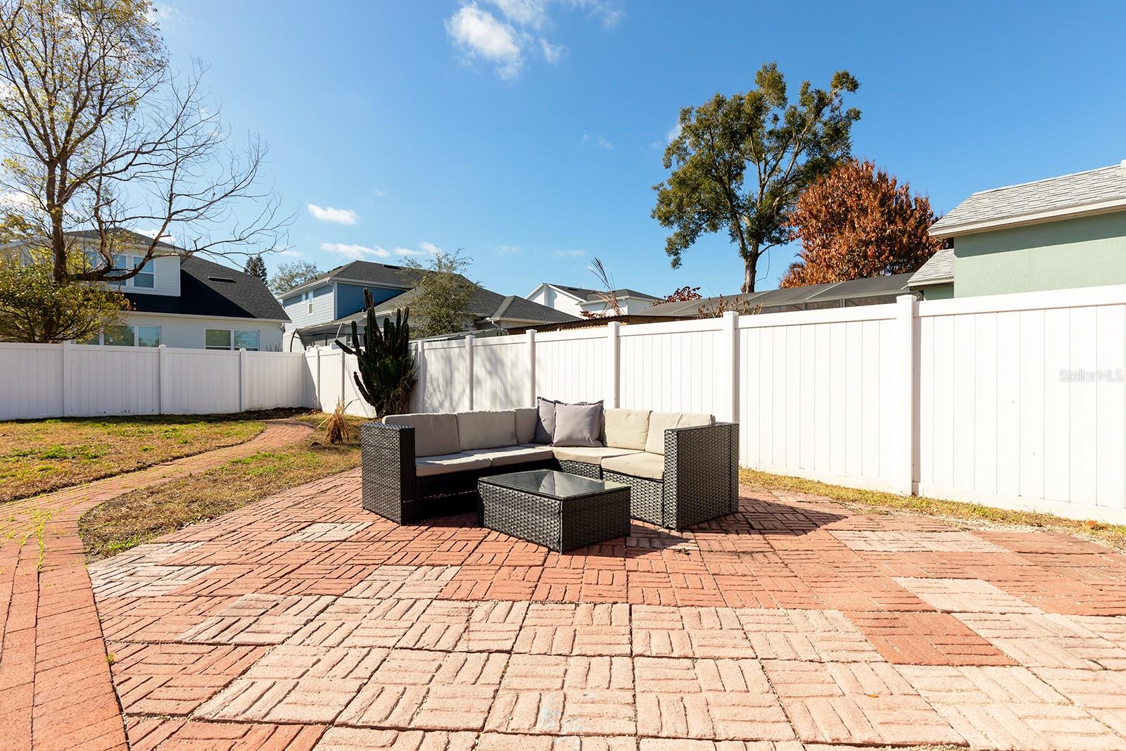 Image 23 of 30 For 220 Grant Street