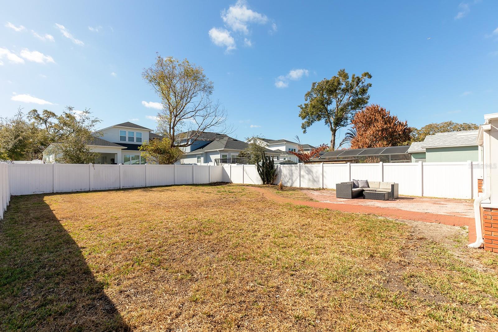 Image 24 of 30 For 220 Grant Street