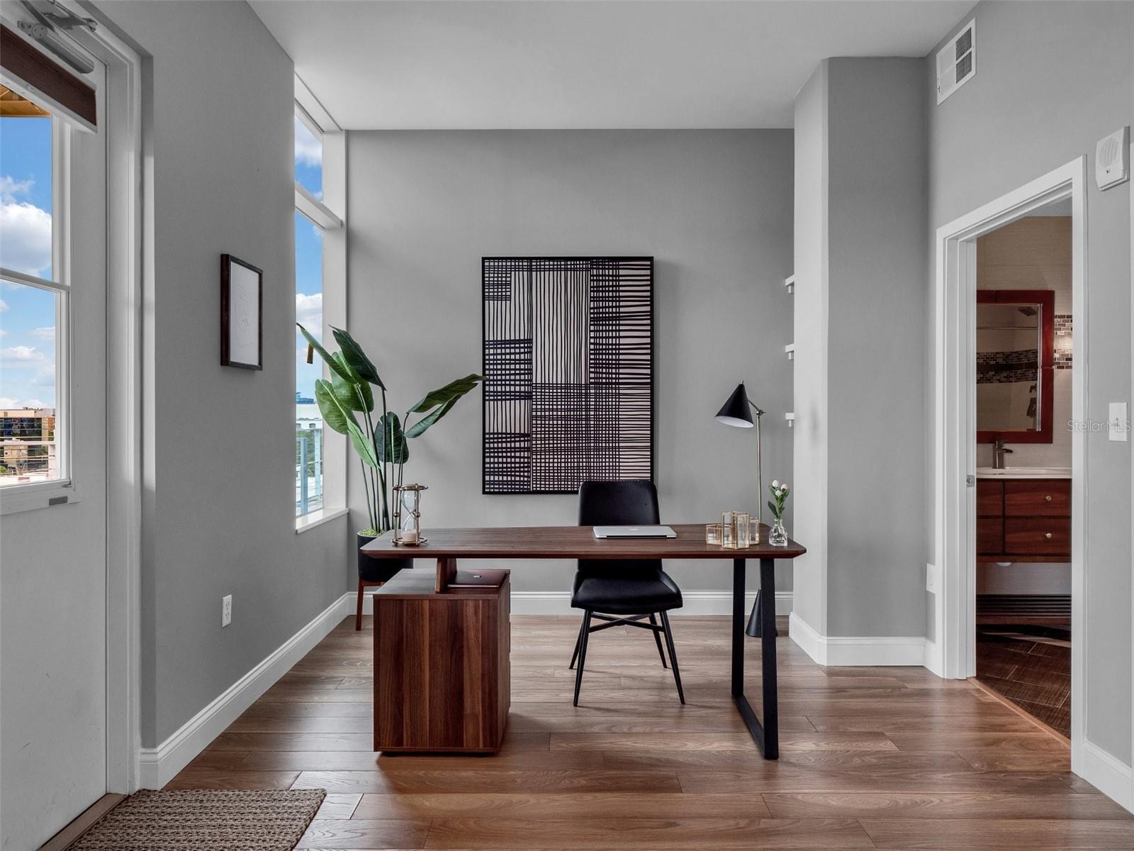 Image 25 of 53 For 525 Jackson Street P4