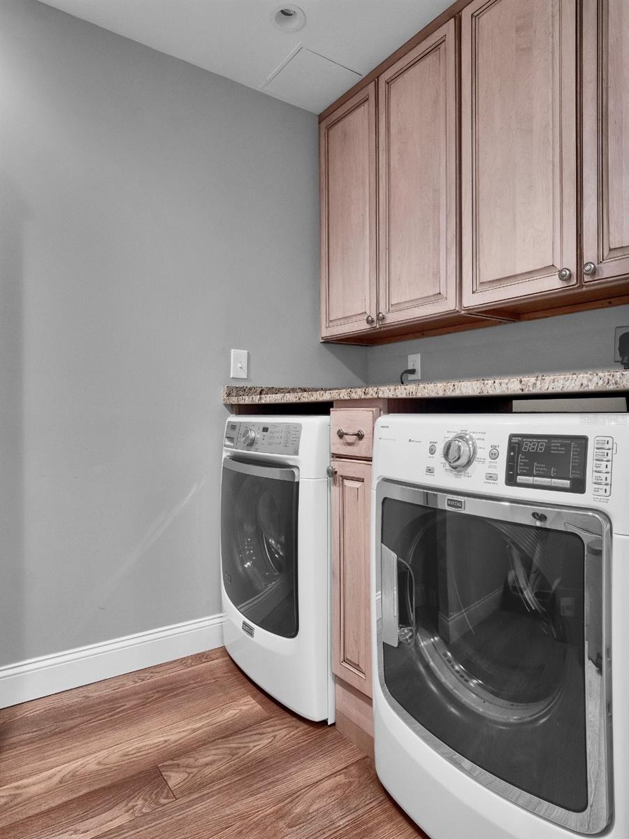 Image 26 of 53 For 525 Jackson Street P4