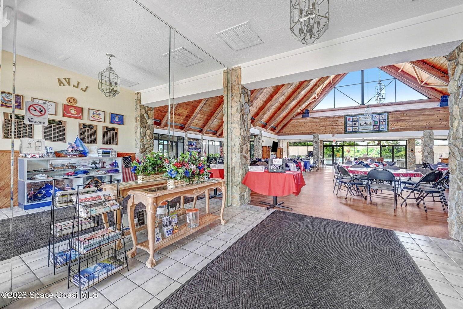 Image 29 of 35 For 425 Outer Drive