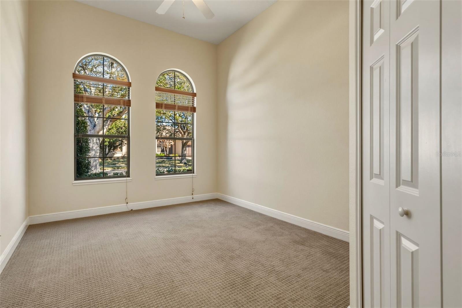 Image 11 of 46 For 7451 Pointe Venezia Drive