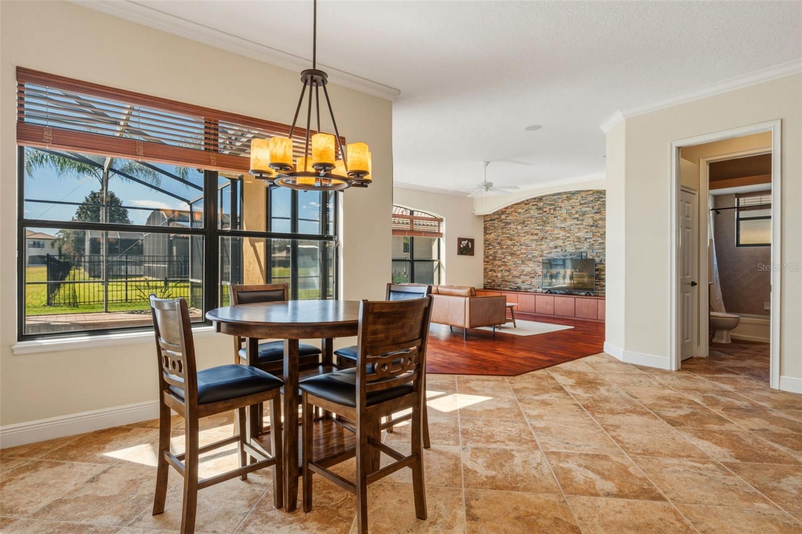 Image 12 of 46 For 7451 Pointe Venezia Drive