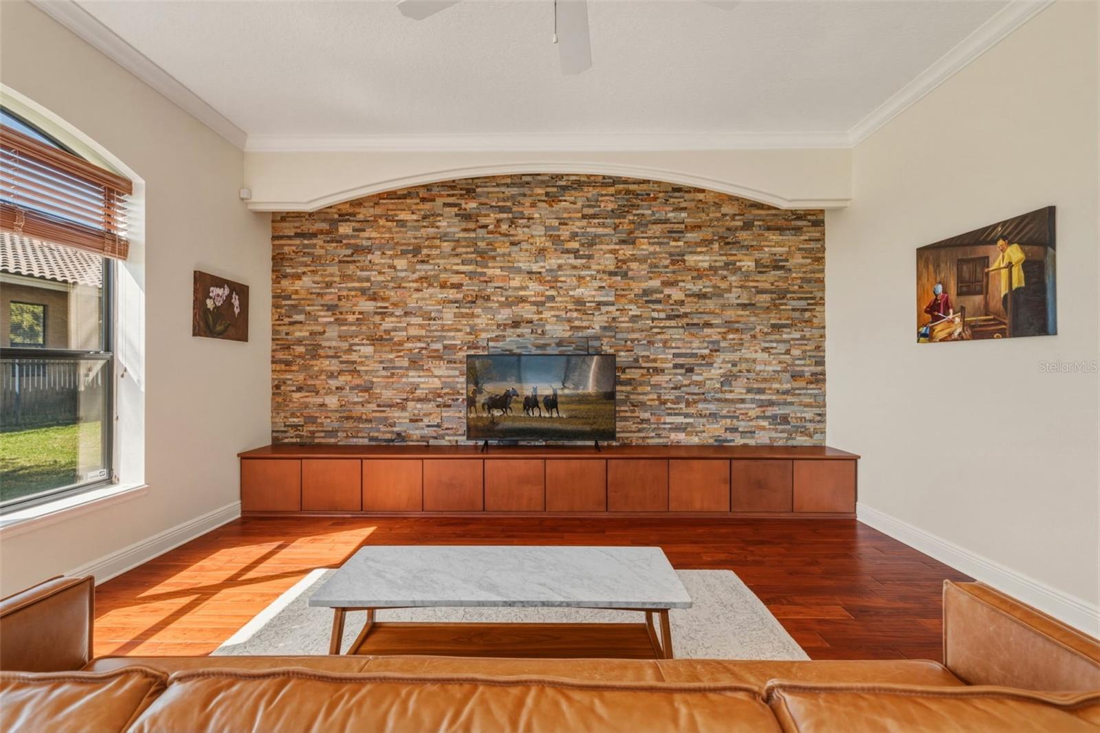 Image 15 of 46 For 7451 Pointe Venezia Drive