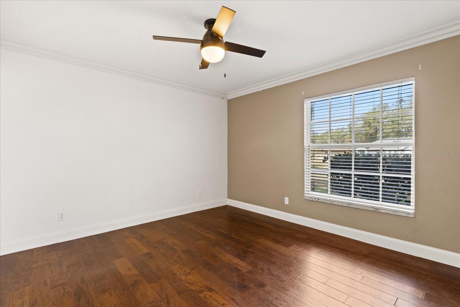 Image 15 of 29 For 2728 Bayview Drive