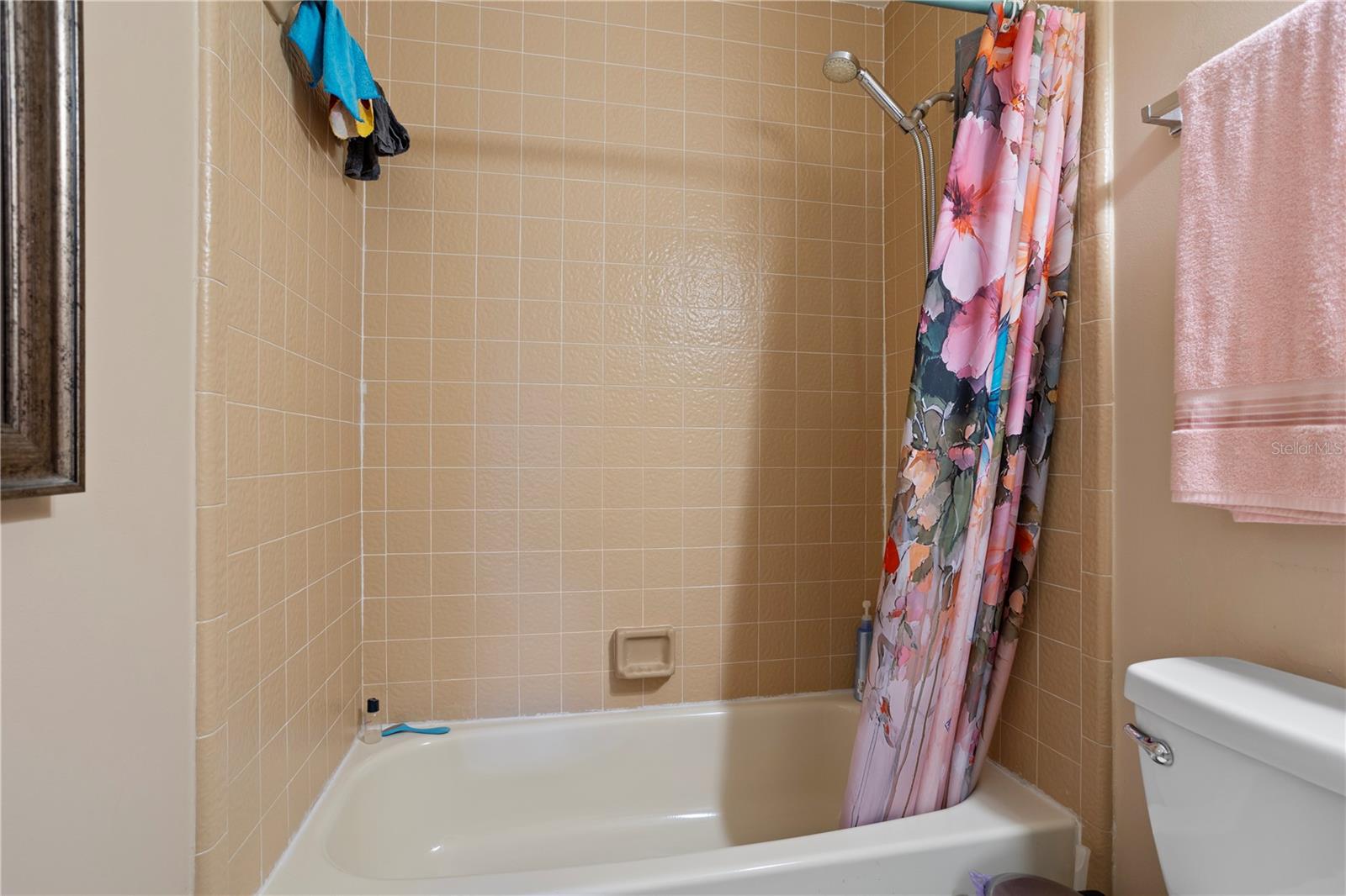 Image 19 of 22 For 525 Derby Drive