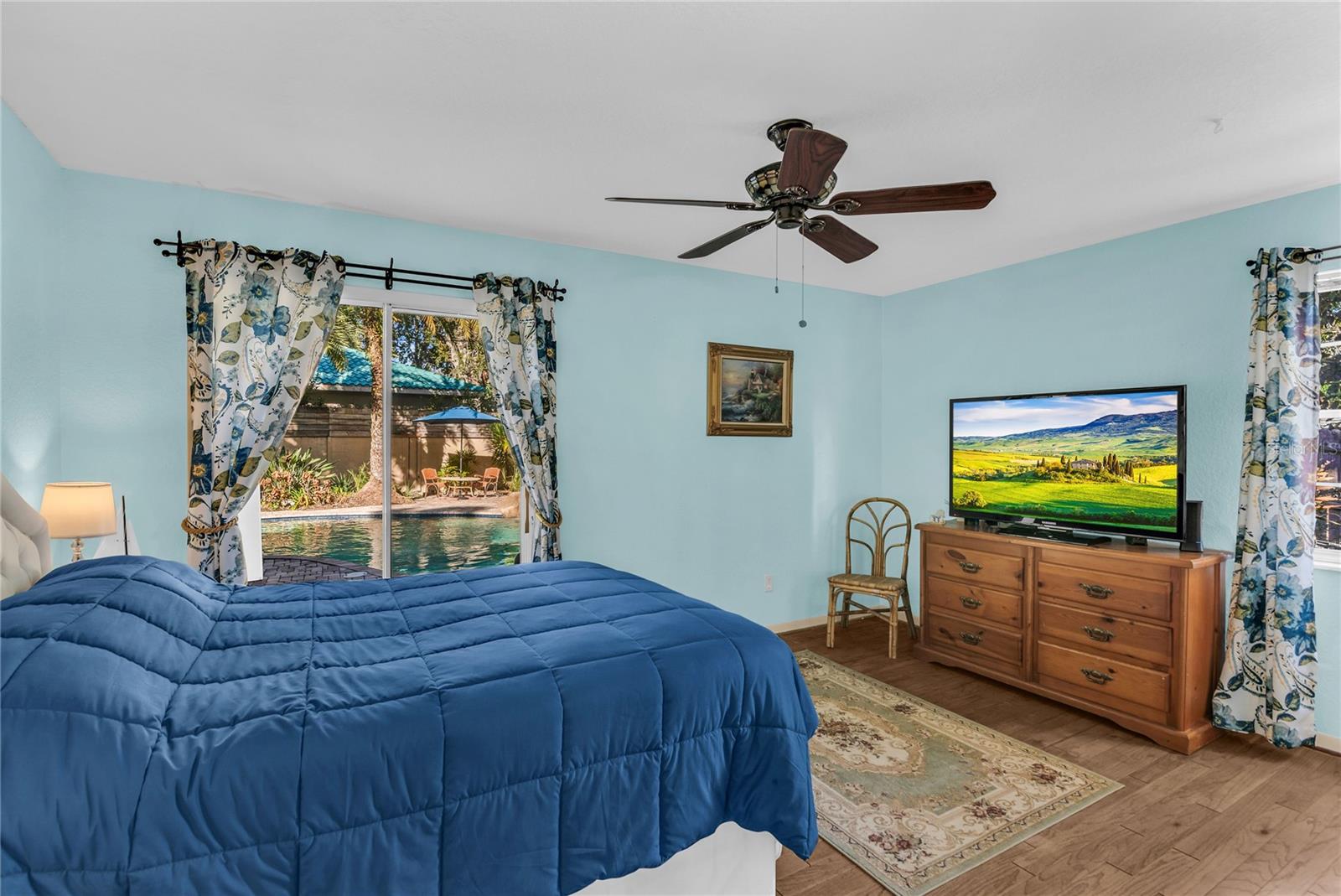 Image 27 of 44 For 721 Gamewell Avenue