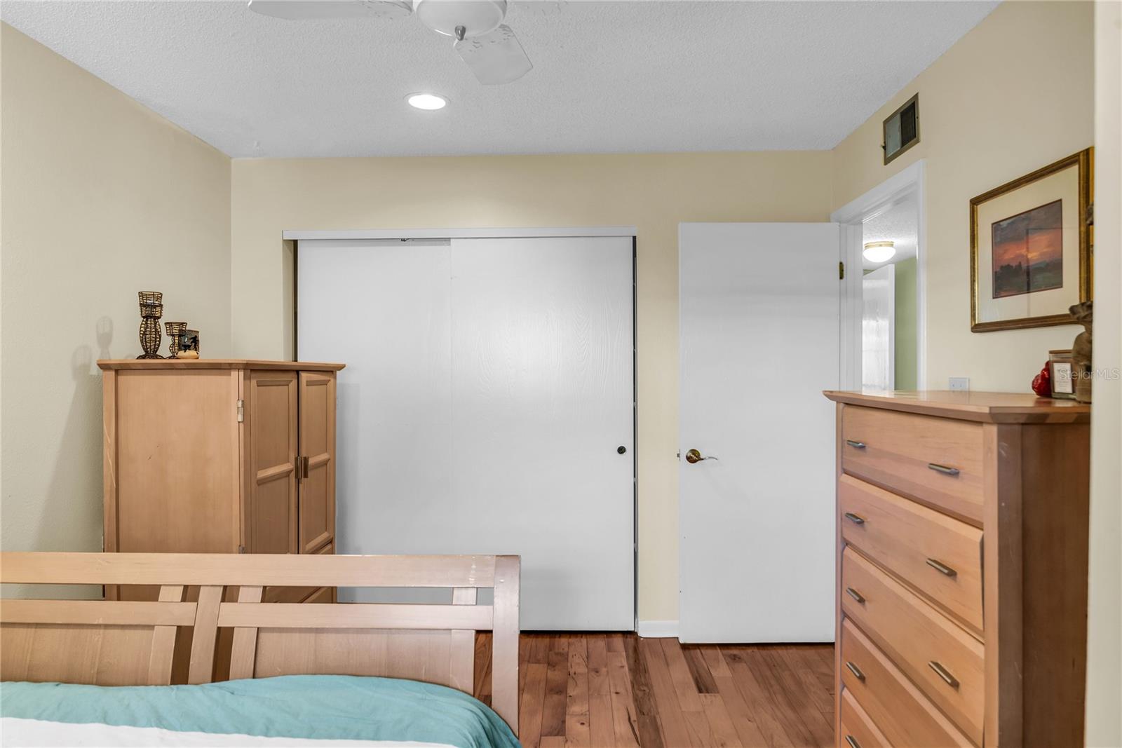 Image 37 of 44 For 721 Gamewell Avenue