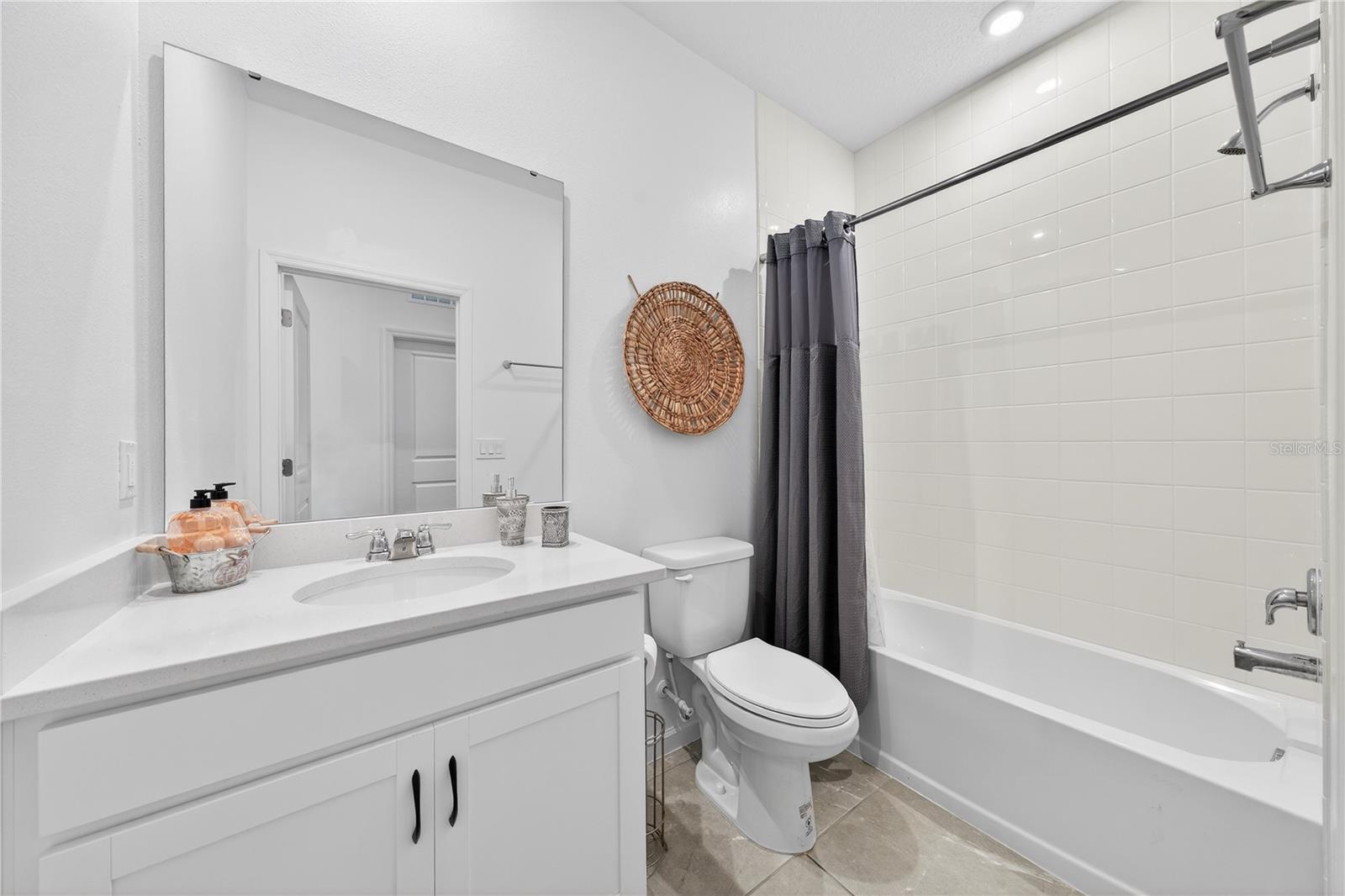 Image 17 of 39 For 2586 Royal Jasmine Court