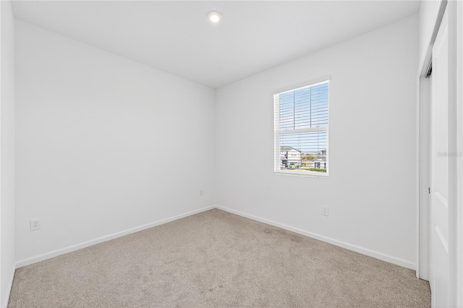 Image 22 of 39 For 2586 Royal Jasmine Court