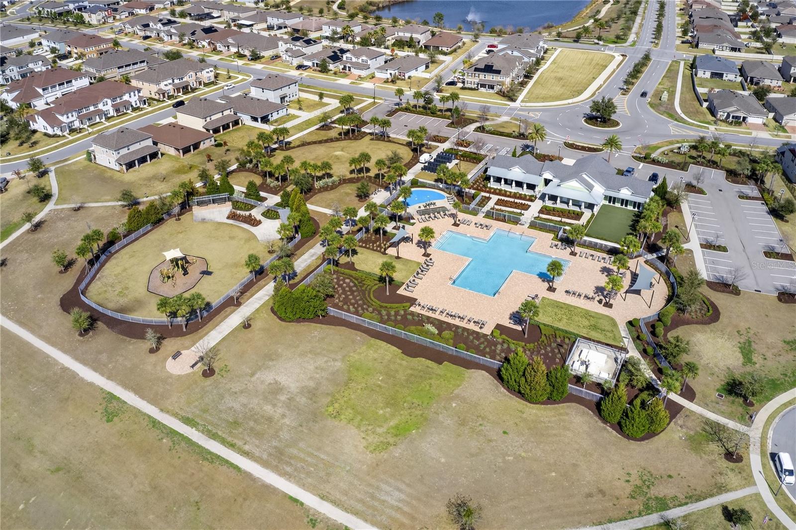 Image 33 of 39 For 2586 Royal Jasmine Court