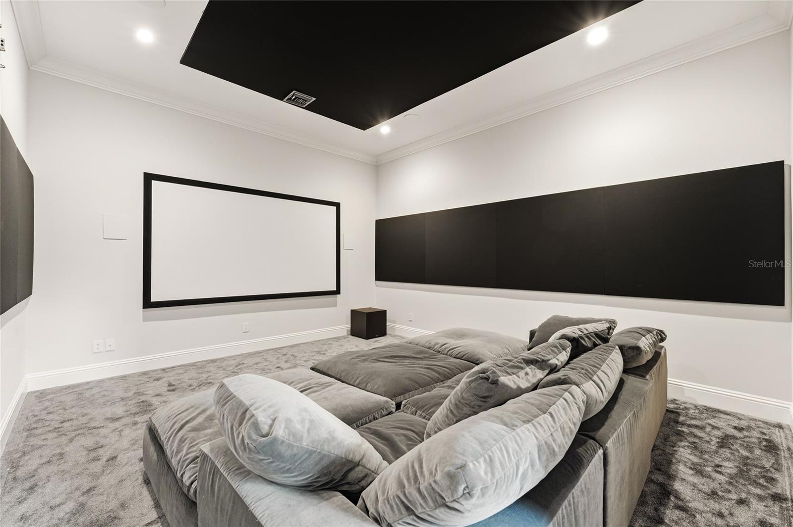 Image 11 of 30 For 1002 Down Reserve Court