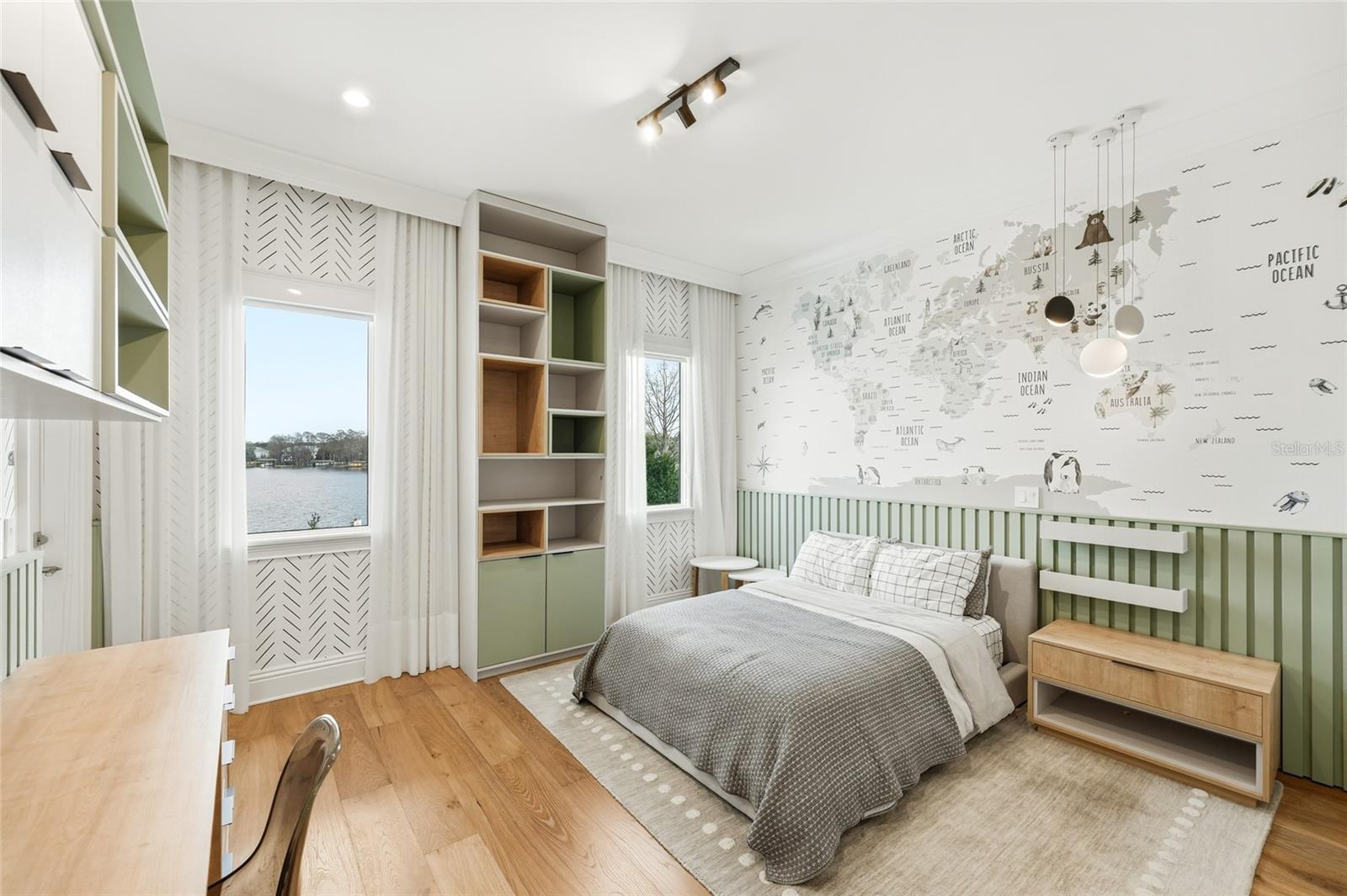 Image 16 of 30 For 1002 Down Reserve Court