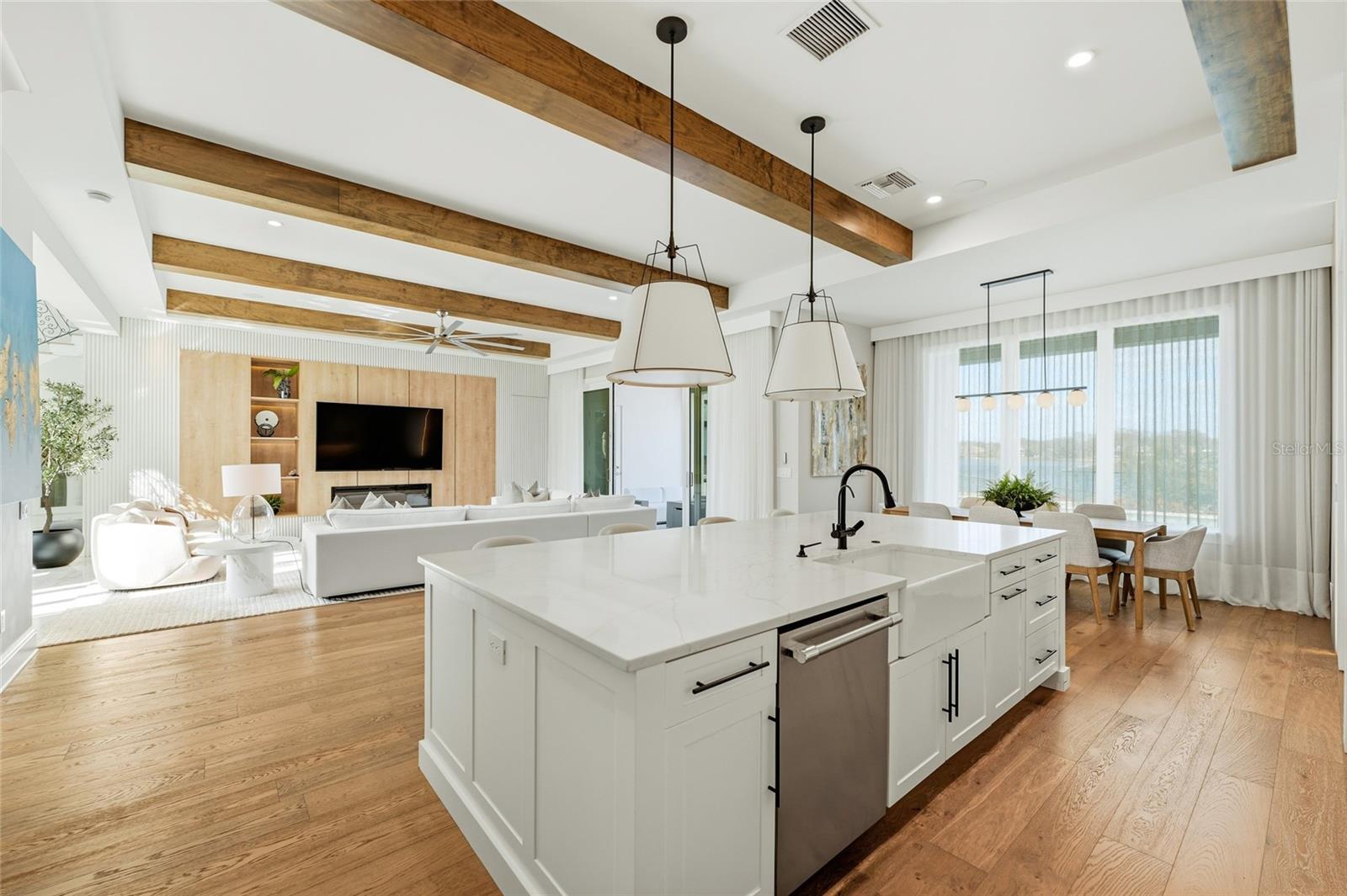 Image 5 of 30 For 1002 Down Reserve Court