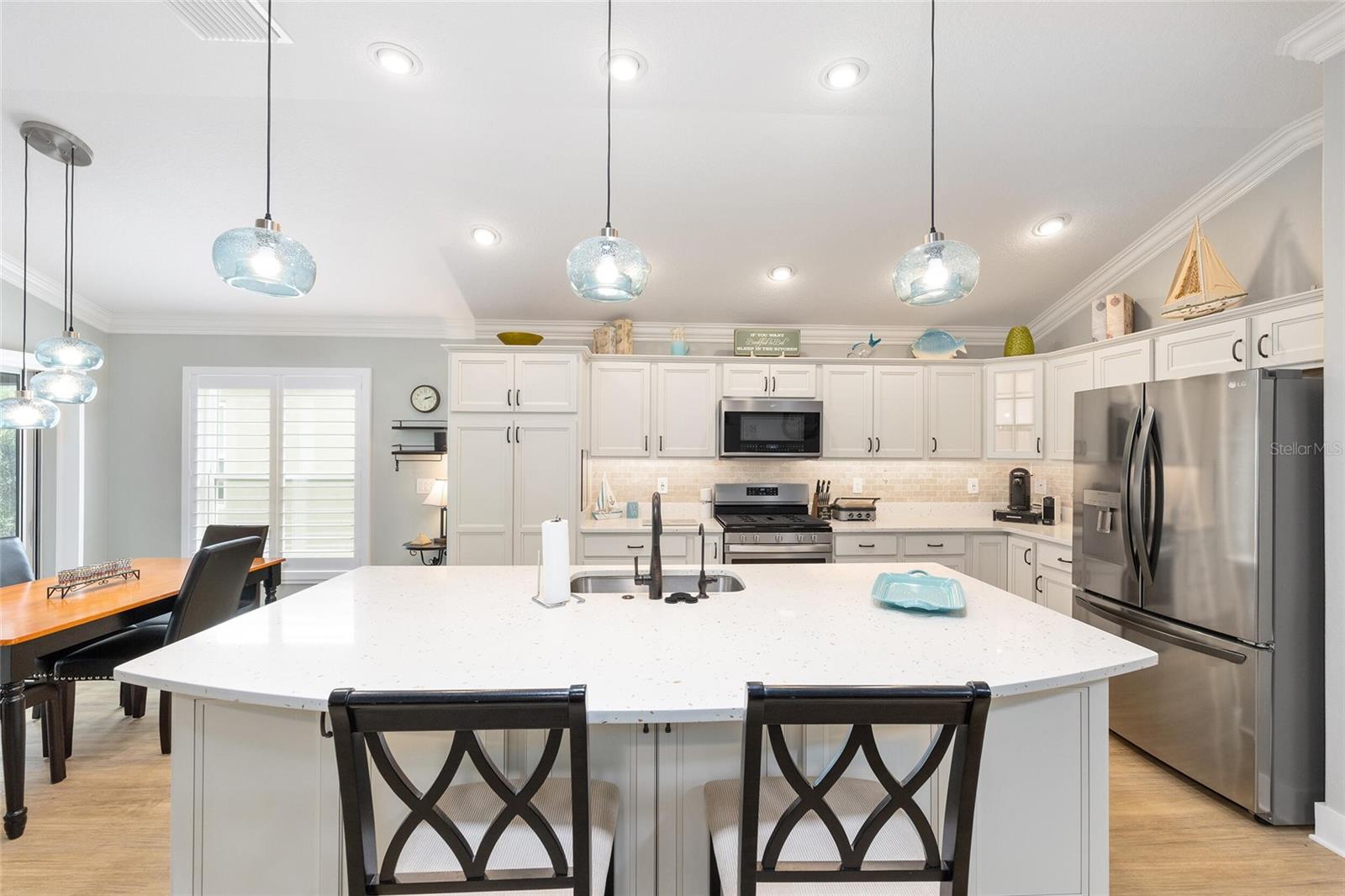 Image 10 of 57 For 2140 Biller Circle