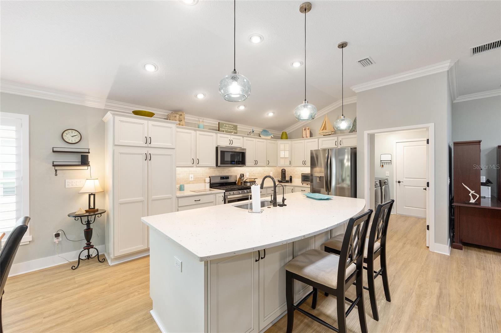 Image 11 of 57 For 2140 Biller Circle