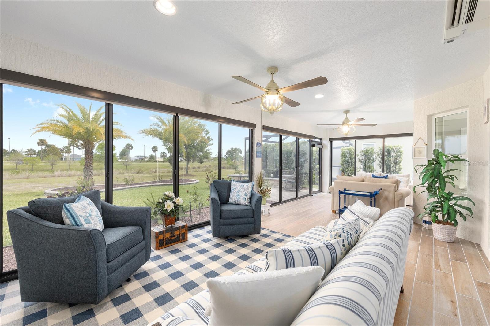 Image 18 of 57 For 2140 Biller Circle