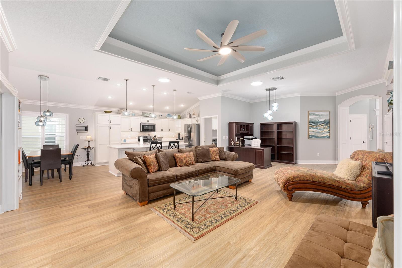 Image 23 of 57 For 2140 Biller Circle